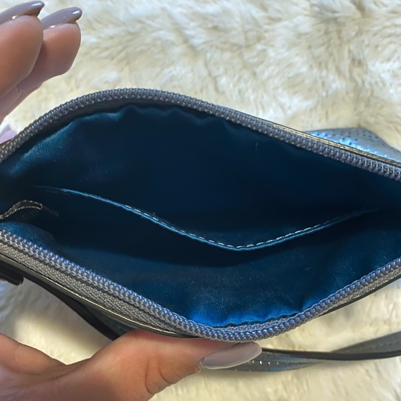 COACH Metallic Silver Wristlet - Picture 4 of 4